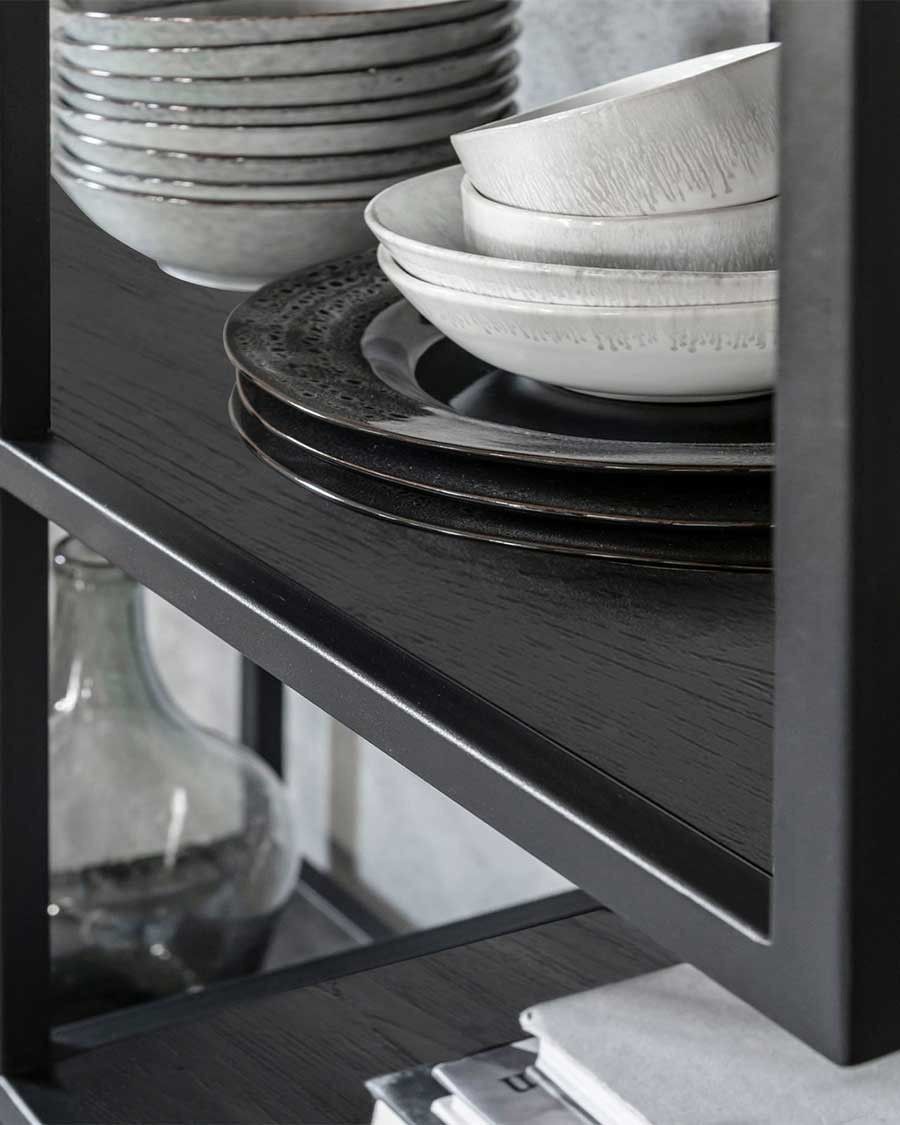 Como - Petite étagère industrielle en teck massif et métal noir