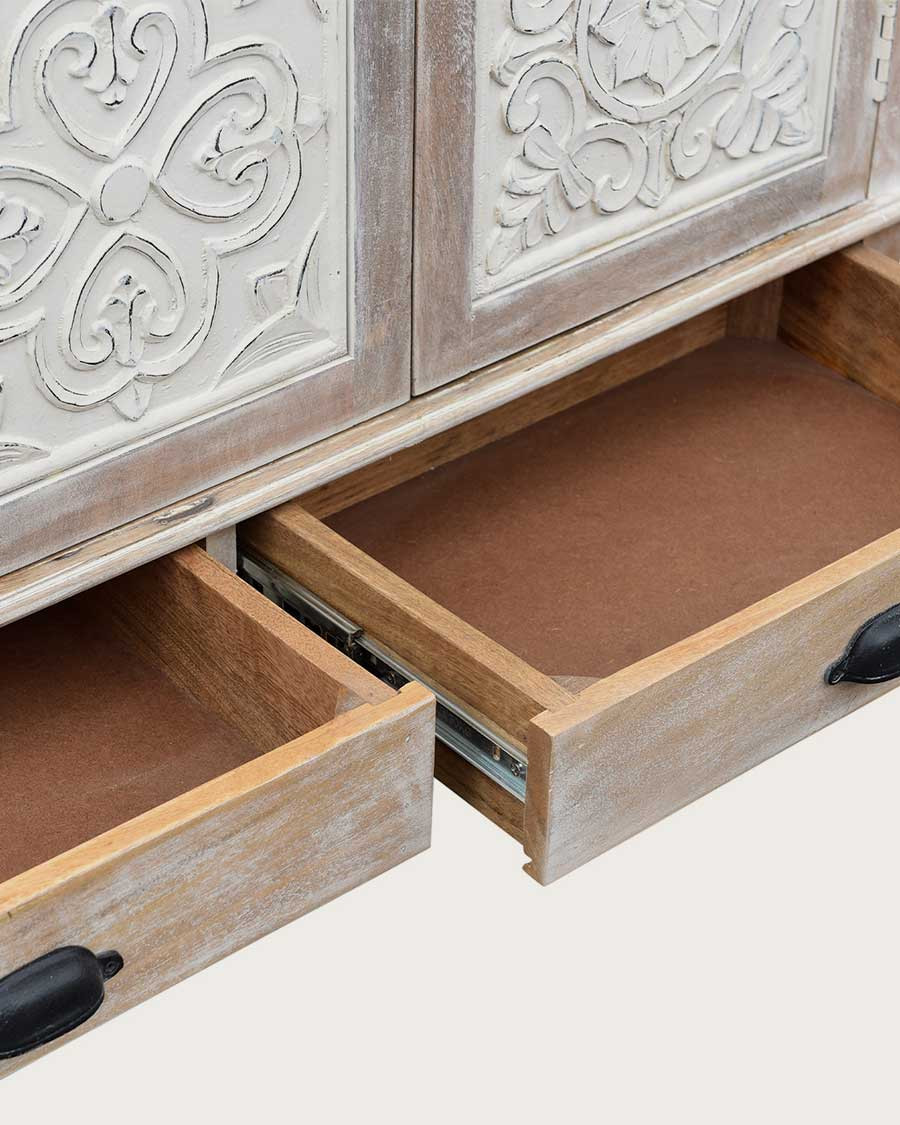 Mala - Buffet haut 4 portes en bois de manguier massif sculpté 160 cm