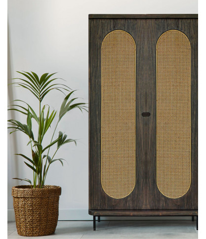 Sanaa- Armoire noire 2 portes en mindy massif et cannage
