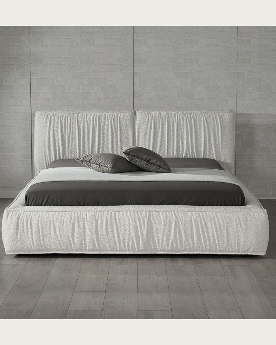 TAROK - Lit double rembourré en tissu bouclé blanc TAROK