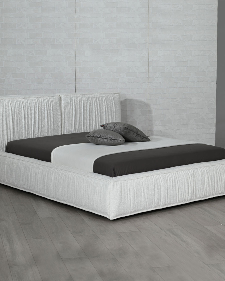 TAROK - Lit double rembourré en tissu bouclé blanc TAROK