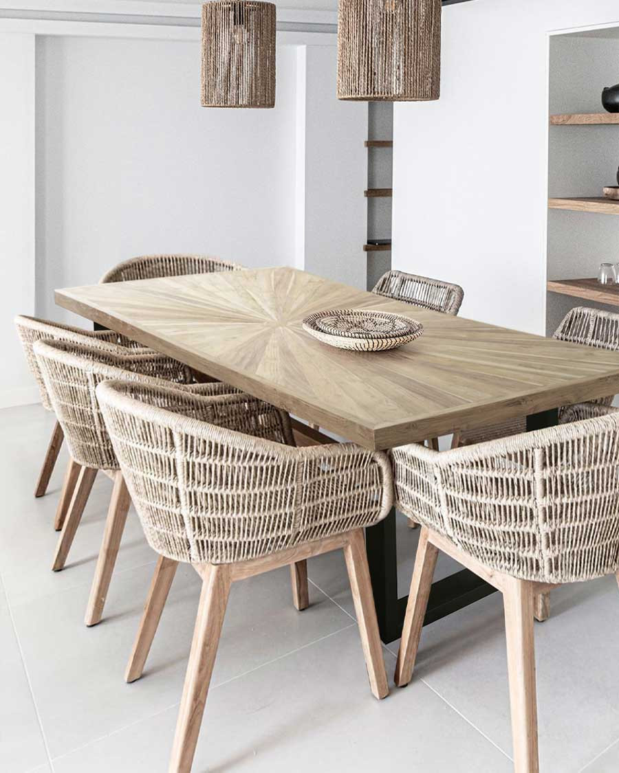 Sun - Table repas en teck...