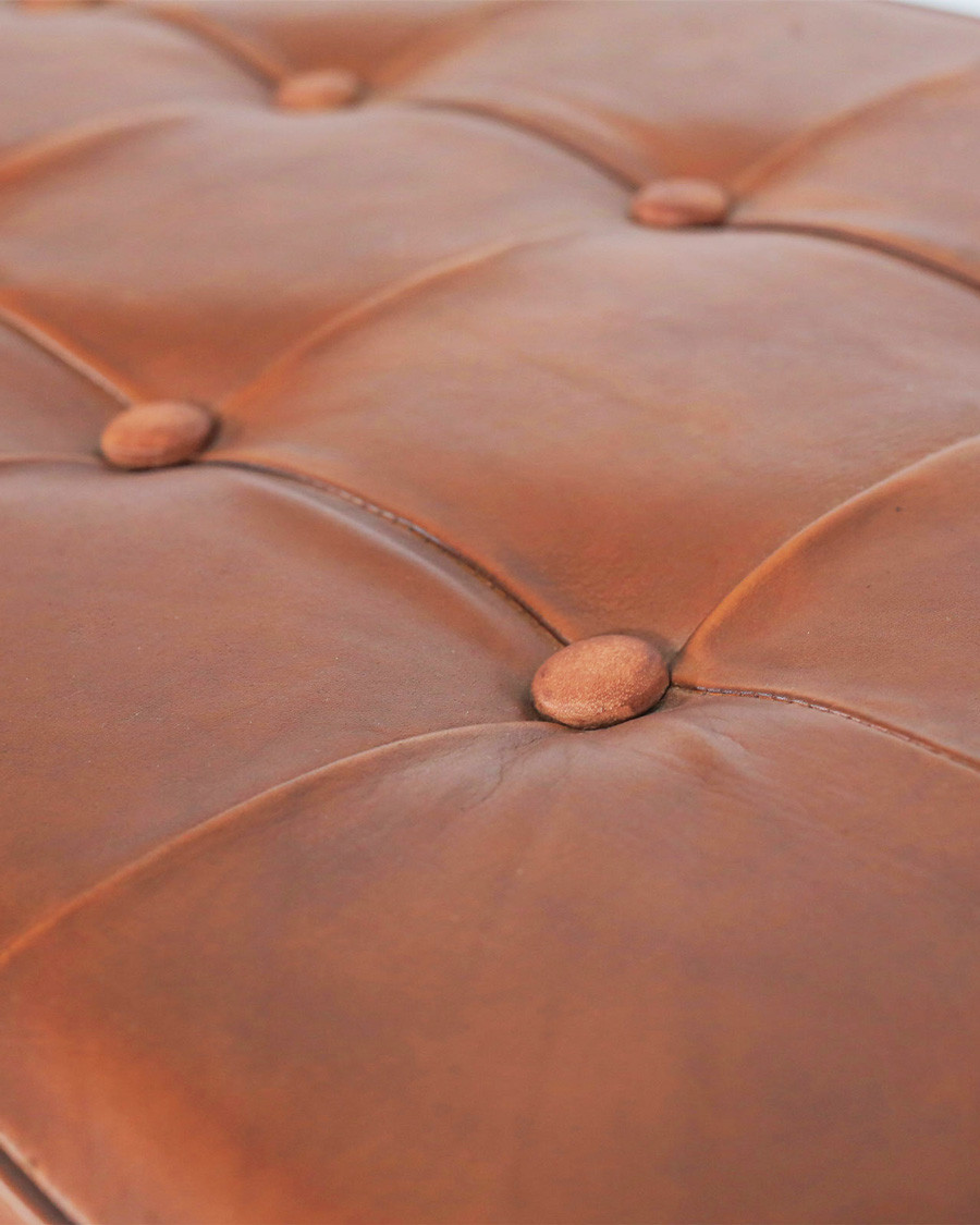 Khalari - Banc en cuir marron capitonné