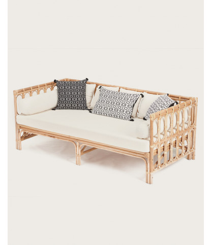 Cassandra - Canapé 4 places en rotin et coussins blancs