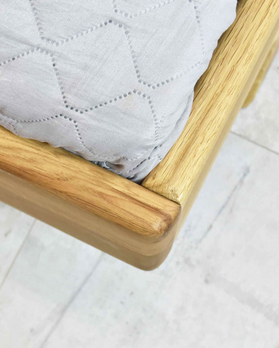 Millésime - Lit robuste en chêne massif