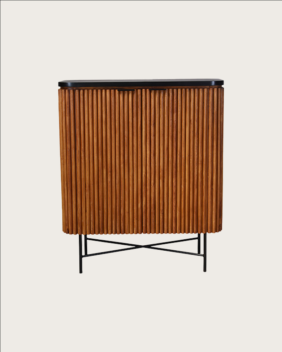 Haussman - Buffet 2 portes en teck recyclé et plateau laqué noir