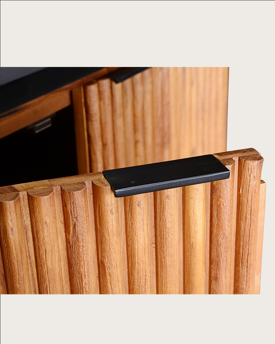 Haussman - Buffet 2 portes en teck recyclé et plateau laqué noir