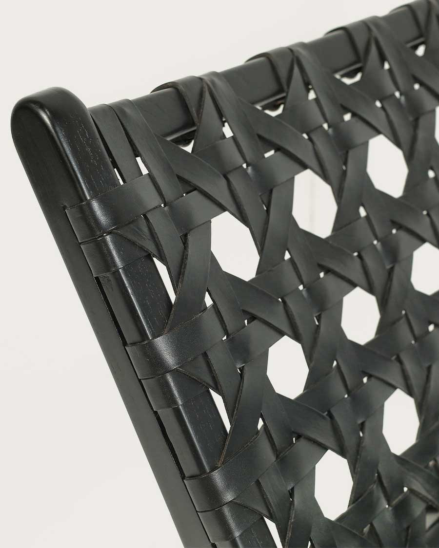 Zanzibar - Fauteuil lounge en teck et cuir noir